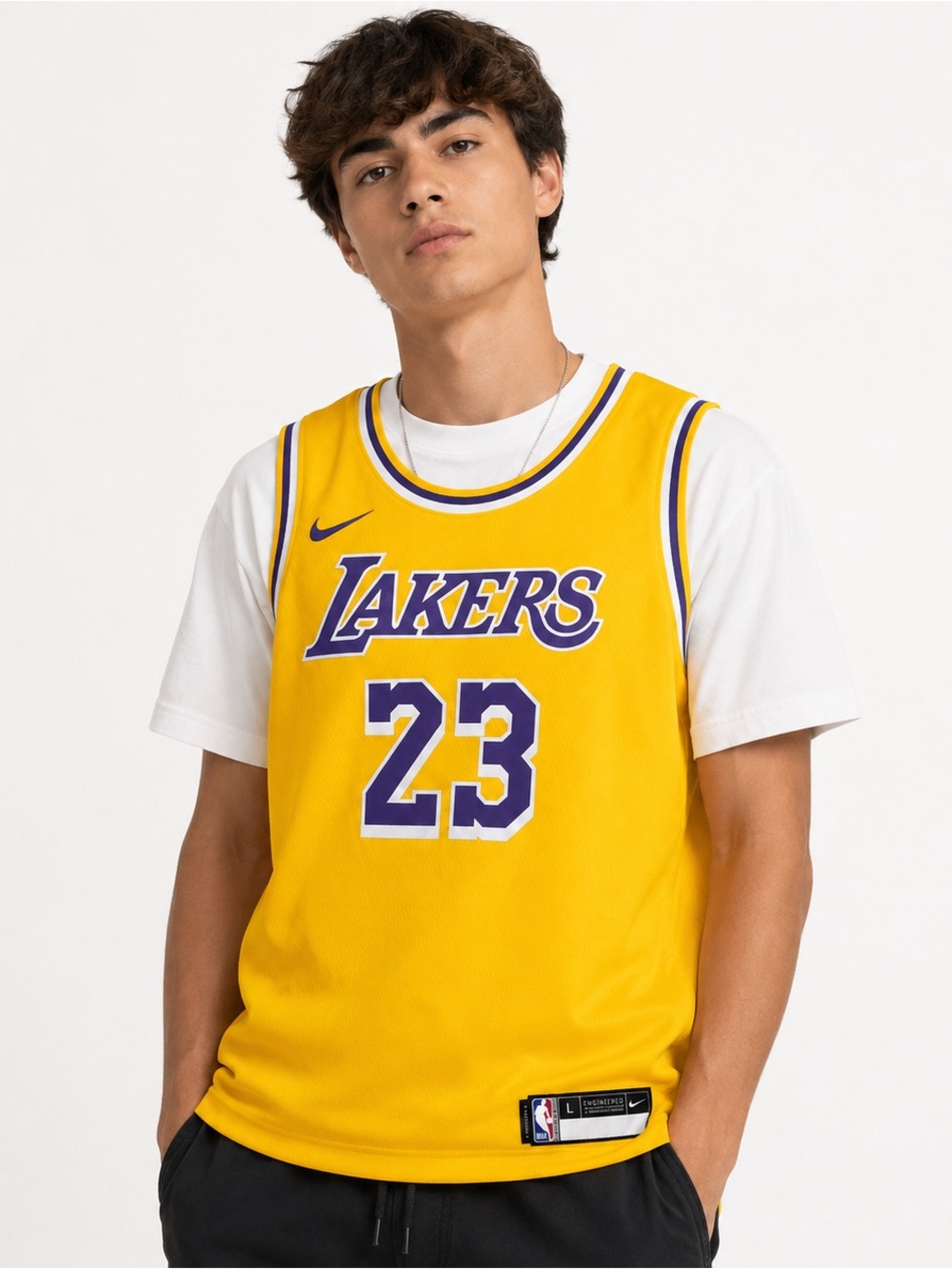 Nike Dri-FIT Los Angeles Lakers LeBron James #23 Jersey | Youth Large | NBA